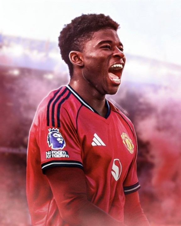 大的要来了？斯基拉：曼联将正式报价巴莱巴，已就个人条款达协议