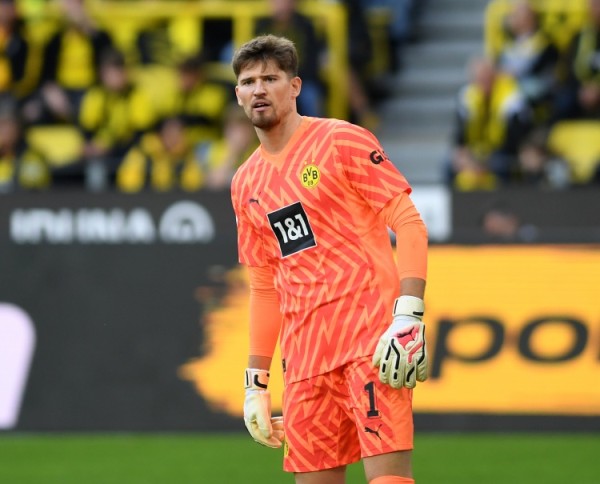 科贝尔：从未见过胡梅尔斯像这场比赛这样紧张 我们必须继续前进