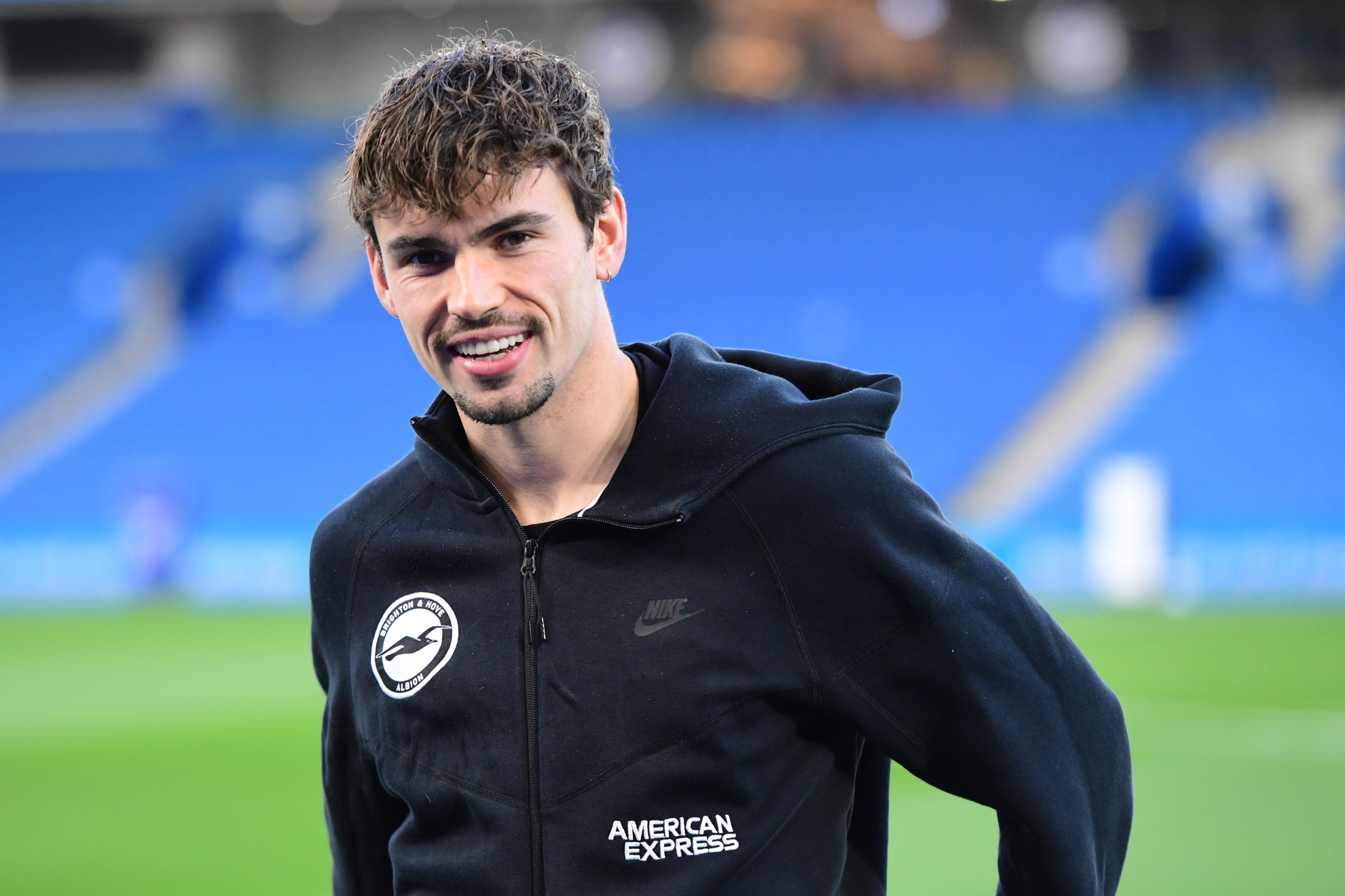 斯基拉：尤文有意布莱顿中场奥莱利，布莱顿要价3000万欧元